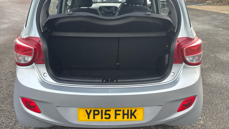 Hyundai i10 1.2 Premium 5dr Petrol Hatchback